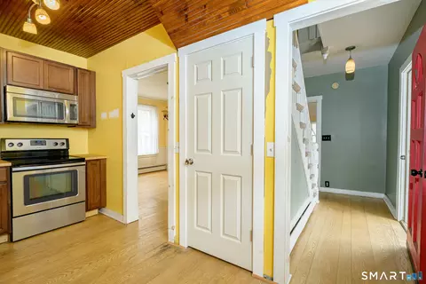 Entry Way - 23 Winter St, Killingly, CT 06239 photo 1 of 8