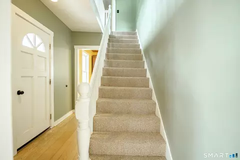 Entry Way - 23 Winter St, Killingly, CT 06239 photo 4 of 8