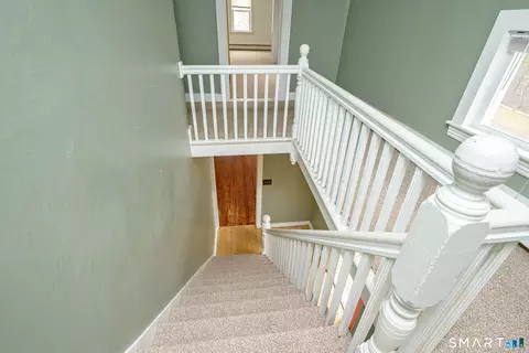 Entry Way - 23 Winter St, Killingly, CT 06239 photo 5 of 8