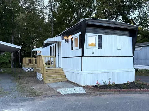482 Broad St #TRLR 14, Bristol, CT 06010