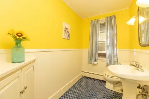 Bath - 33 Forge Dr, Avon, CT 06001 photo 1 of 3
