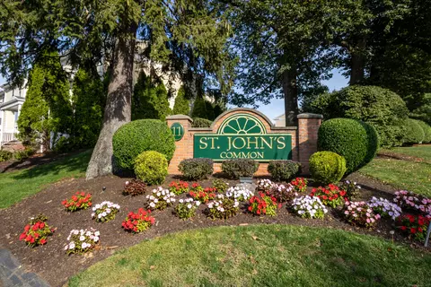 11 Saint John St #C2, North Haven, CT 06473