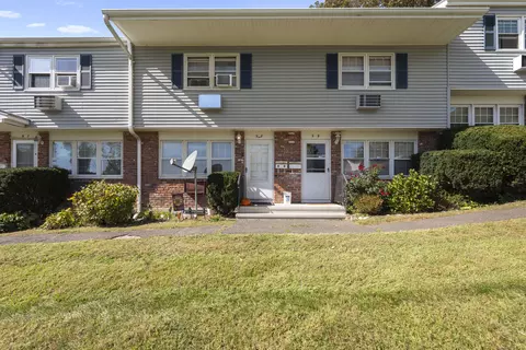 627 Millville Ave #9-8, Naugatuck, CT 06770
