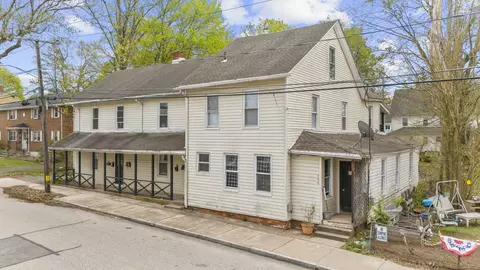 106 Birch St, Manchester, CT 06040