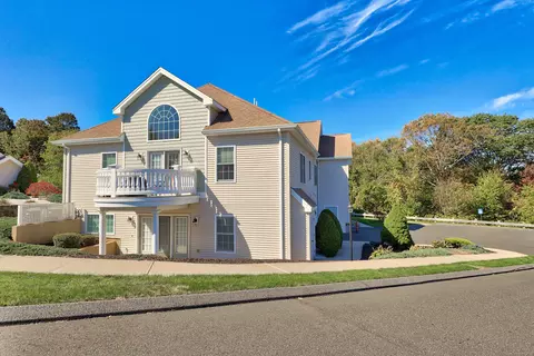 211 Pine Hill Blvd #211, Plymouth, CT 06782