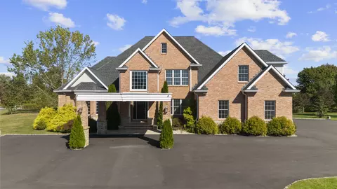 168 Bella Vista Dr, Watertown, CT 06795