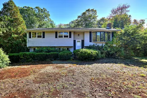 51 Corey Rd, North Haven, CT 06473