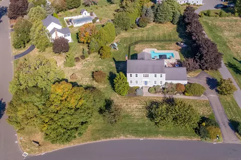 97 Kelsey Springs Dr, Madison, CT 06443