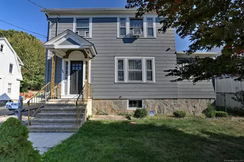 644 Huntington Rd, Bridgeport, CT 06610