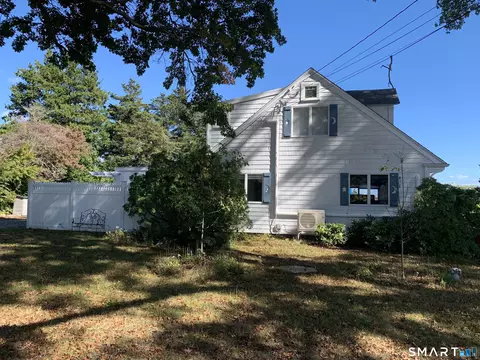 8 Osprey Ln, Stonington, CT 06378