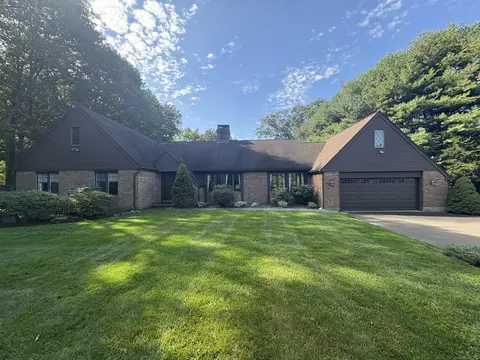 166 Bishop Ln, Madison, CT 06443