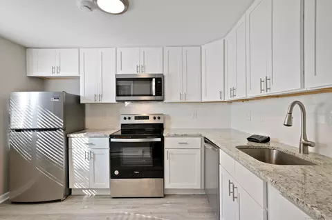 7 Padanaram Rd #I193, Danbury, CT 06811