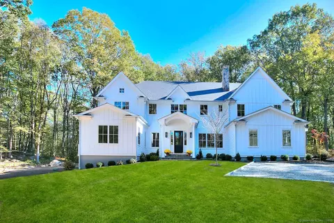 199 Mariomi Rd, New Canaan, CT 06840