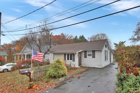 24 Shelter St, Waterbury, CT 06705