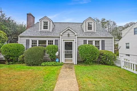 72 Glenville St, Greenwich, CT 06831