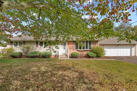 11 Williams Rd, North Branford, CT 06471