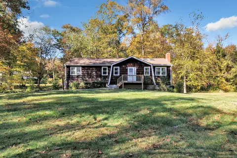 21 Olympic Dr, Danbury, CT 06810