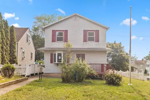 561 Canaan Rd, Stratford, CT 06614