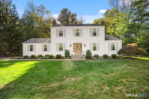 1115 Galloping Hill Rd, Fairfield, CT 06824