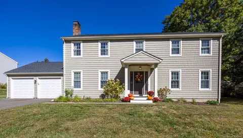 4 Brookfield Ct, Cheshire, CT 06410