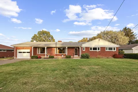 64 Victoria Hts, Middletown, CT 06457