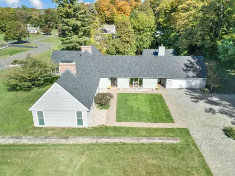 30 Blue Ridge Ln, Berlin, CT 06037
