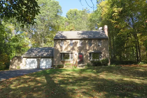 92 Pepperidge Rd, Portland, CT 06480
