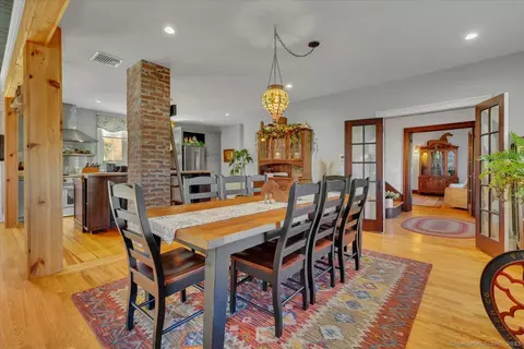 175 Case St, Canton, CT 06019