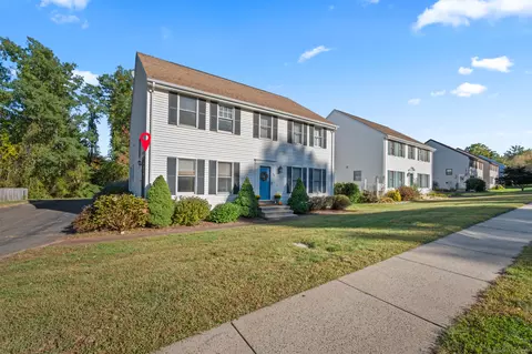156 Summer St #156, Portland, CT 06480