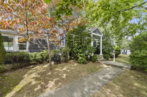 42 Mead Ave, Greenwich, CT 06830