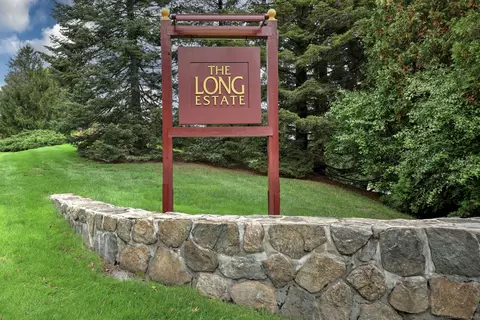 24 Alice Dr #24, Bloomfield, CT 06002