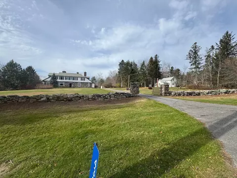 440 Platt Hill Rd, Winchester, CT 06098