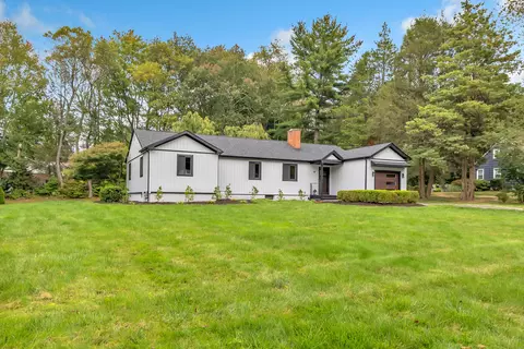 48 Sunset Rd, Easton, CT 06612