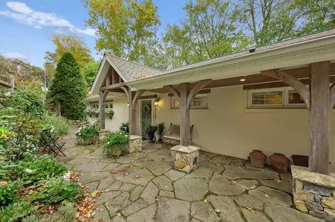 256 Mill Rd, New Canaan, CT 06840