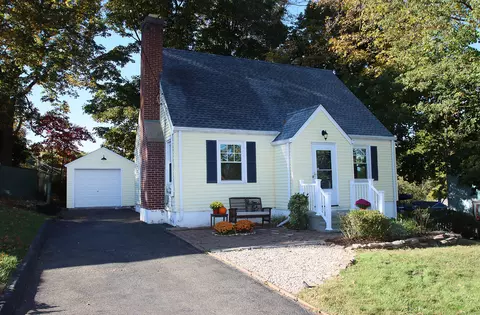 63 Harrington St, Meriden, CT 06451