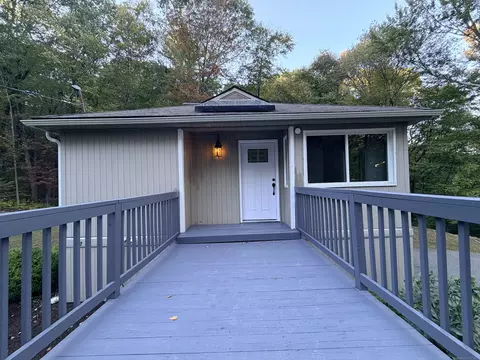 208 Spielman Hwy, Burlington, CT 06013