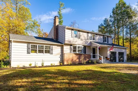 70 Old Fairwood Rd, Bethany, CT 06524