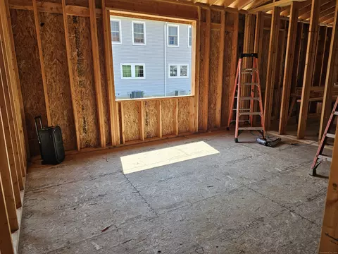 Bedroom - 151 153 East Main St #5, Clinton, CT 06413 photo 1 of 2