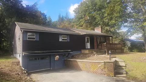 195 Andrews Rd, Wolcott, CT 06716