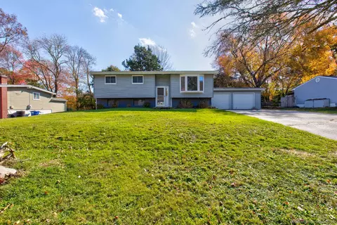 12 Cartridge Trl, Ledyard, CT 06339