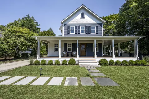 26 Treadwell Ave, Westport, CT 06880