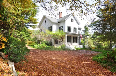 552 Milton Rd, Litchfield, CT 06759