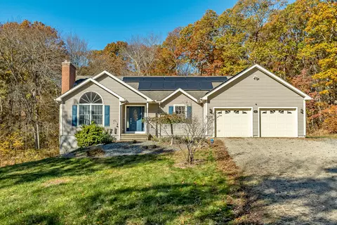 261 Spaulding Rd, Plainfield, CT 06374