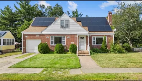 237 Highland St, West Haven, CT 06516
