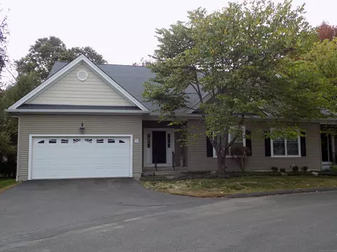 166 Ice House Rd #6, Watertown, CT 06779