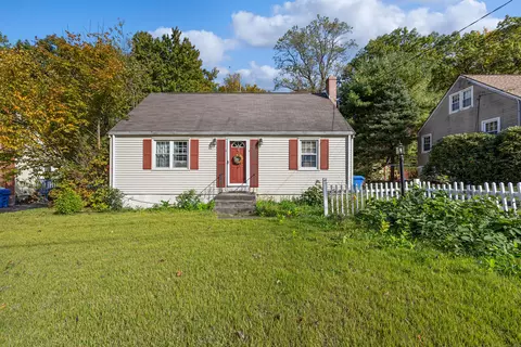 53 Harvest Ln, Bristol, CT 06010