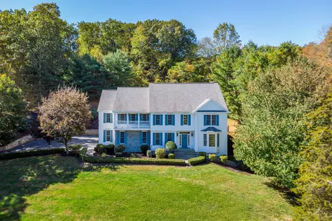 54 Lake Ridge Rd, Southbury, CT 06488