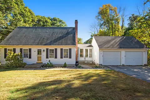 69 Lyon Hill Rd, Woodstock, CT 06281