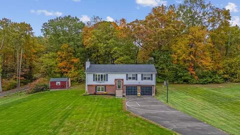 147 Cedar Mountain Rd, Thomaston, CT 06787