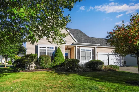 217 Brian Ln #217, Windsor, CT 06095